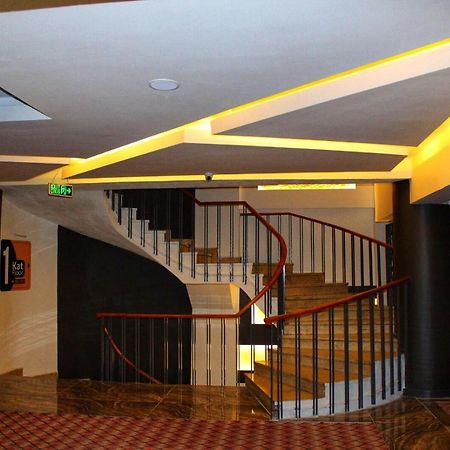 Eskoppremium Otel Болу Екстериор снимка